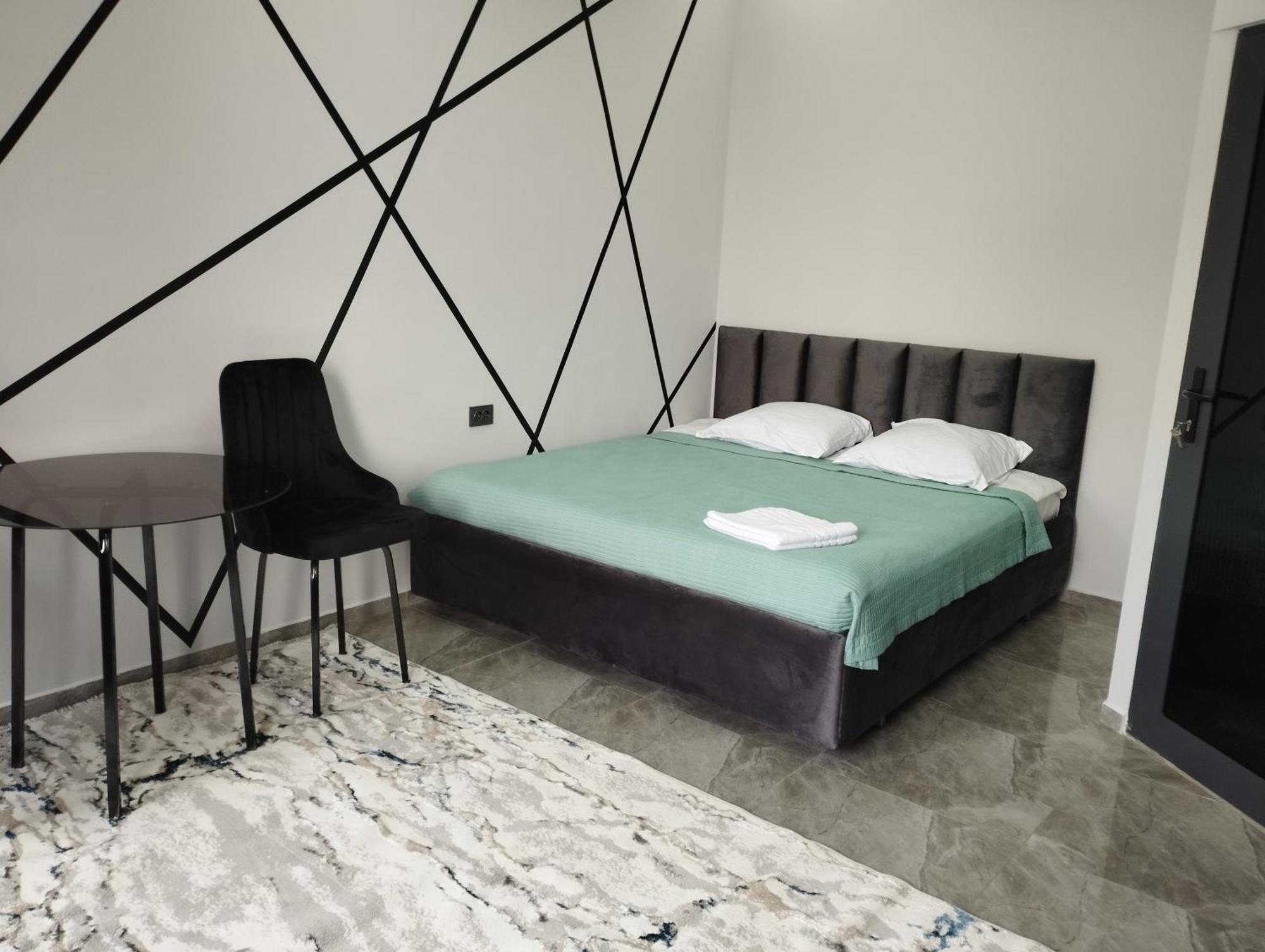 Lumi Hotel Bishkek Exterior photo
